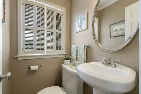 Bath - 1218 E 30th Pl, Tulsa, OK 74114 photo 1 of 3