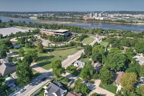 View/Area - 1218 E 30th Pl, Tulsa, OK 74114 photo 6 of 7