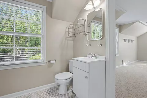 Bath - 1218 E 30th Pl, Tulsa, OK 74114 photo 3 of 4