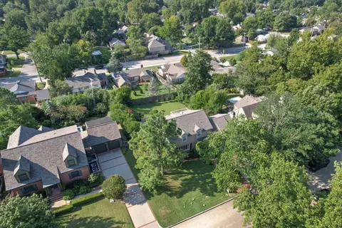 View/Area - 1218 E 30th Pl, Tulsa, OK 74114 photo 2 of 7