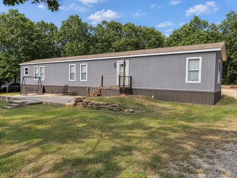 157 S Redbird Ln, Eufaula, OK 74432
