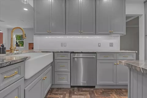 Kitchen - 1535 E 36th Pl, Tulsa, OK 74105 photo 2 of 6