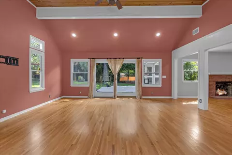 Living - 1535 E 36th Pl, Tulsa, OK 74105 photo 5 of 7