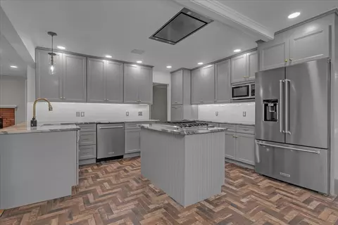 Kitchen - 1535 E 36th Pl, Tulsa, OK 74105 photo 1 of 6