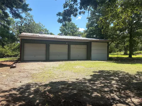 Exterior - 979 County Line Rd, Eufaula, OK 74432 photo 4 of 9