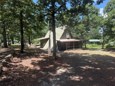 Exterior - 979 County Line Rd, Eufaula, OK 74432 photo 3 of 9