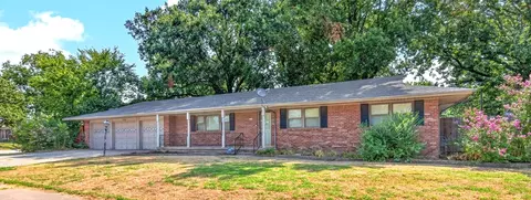 126 Mulberry Ln, Bartlesville, OK 74003