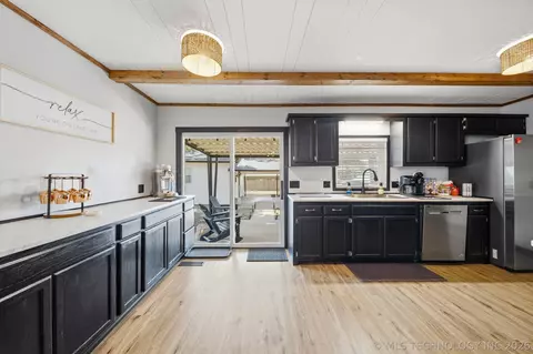 Kitchen - 519 W Forrest Ave, Eufaula, OK 74432 photo 1 of 3