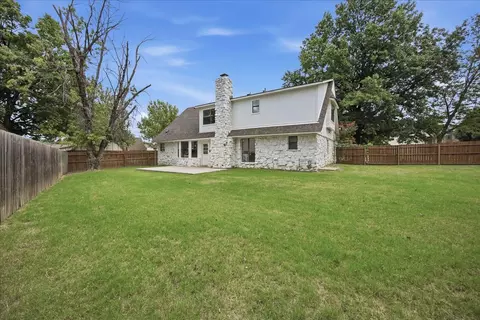 Exterior - 11033 E 66th St, Tulsa, OK 74133 photo 8 of 9
