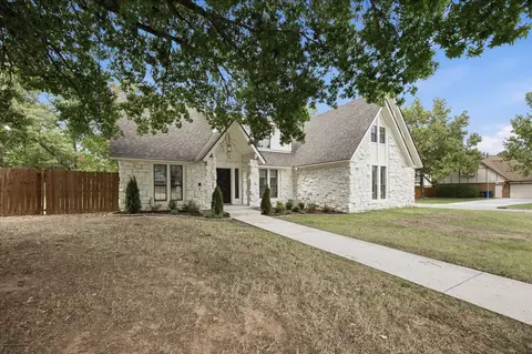 Exterior - 11033 E 66th St, Tulsa, OK 74133 photo 4 of 9