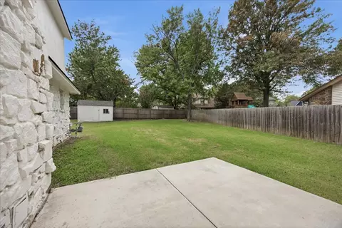 Exterior - 11033 E 66th St, Tulsa, OK 74133 photo 7 of 9