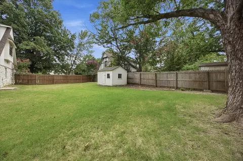 Exterior - 11033 E 66th St, Tulsa, OK 74133 photo 9 of 9