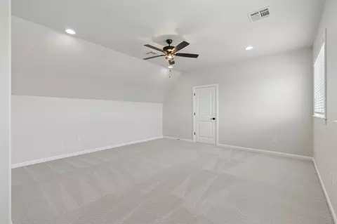 Bedroom - 88 E 165th Pl S, Glenpool, OK 74033 photo 8 of 17