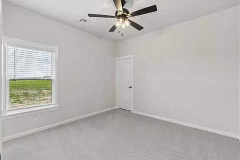 Bedroom - 88 E 165th Pl S, Glenpool, OK 74033 photo 5 of 17