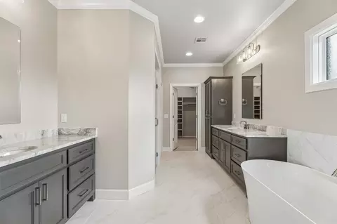 Entry Way - 22018 E 113th St N, Broken Arrow, OK 74014 photo 4 of 5