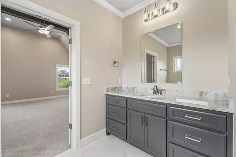Bath - 22018 E 113th St N, Broken Arrow, OK 74014 photo 3 of 14