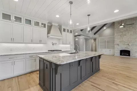 Kitchen - 22018 E 113th St N, Broken Arrow, OK 74014 photo 3 of 8