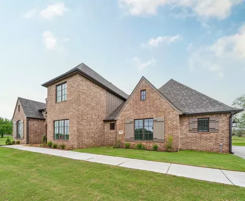 Exterior - 22018 E 113th St N, Broken Arrow, OK 74014 photo 9 of 11