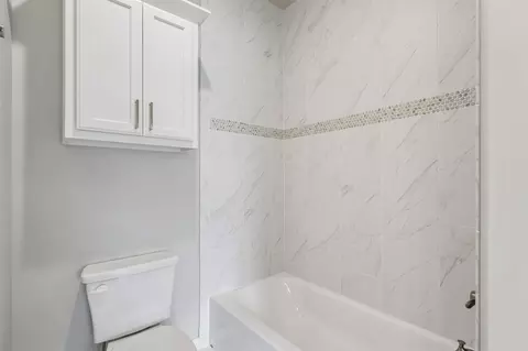 Bath - 22018 E 113th St N, Broken Arrow, OK 74014 photo 11 of 14