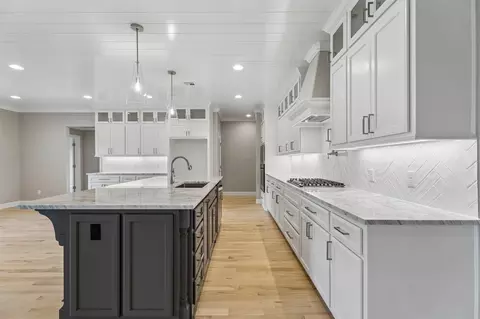 Kitchen - 22018 E 113th St N, Broken Arrow, OK 74014 photo 7 of 8