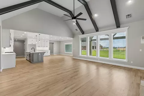 Living - 214 E 164th Pl S, Glenpool, OK 74033 photo 4 of 7