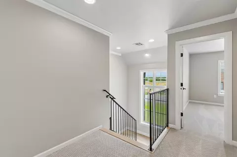 Entry Way - 214 E 164th Pl S, Glenpool, OK 74033 photo 3 of 3