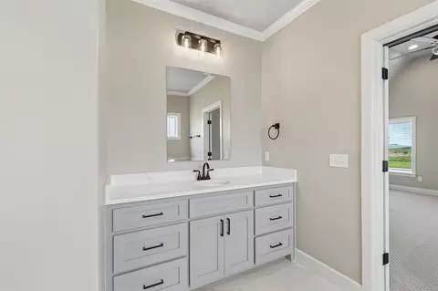 Bath - 214 E 164th Pl S, Glenpool, OK 74033 photo 9 of 9