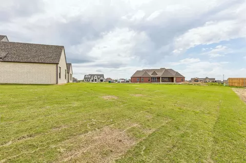 Exterior - 214 E 164th Pl S, Glenpool, OK 74033 photo 4 of 7