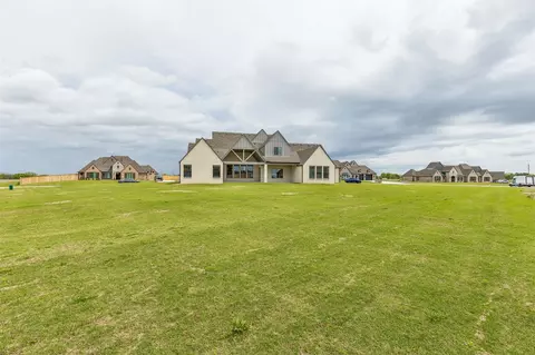 Exterior - 214 E 164th Pl S, Glenpool, OK 74033 photo 5 of 7