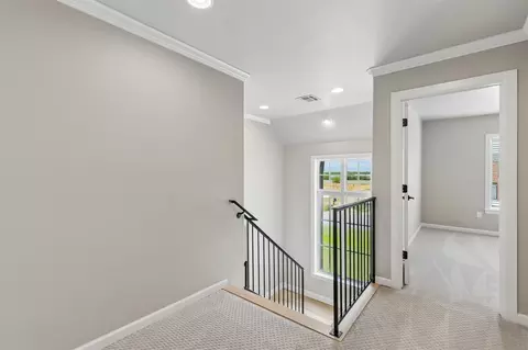 Entry Way - 214 E 164th Pl S, Glenpool, OK 74033 photo 3 of 3