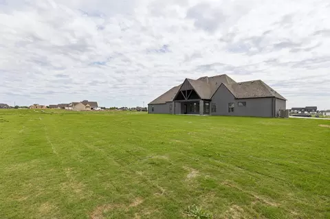 Exterior - 103 E 165th Pl S, Glenpool, OK 74033 photo 6 of 6