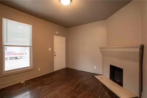 Living - 2009 E 2nd St, Tulsa, OK 74104 photo 8 of 9