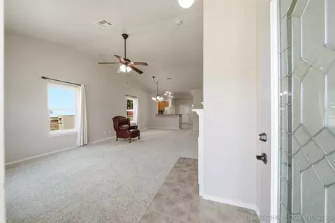 Entry Way - 8401 E 74th Pl, Tulsa, OK 74133 photo 1 of 1
