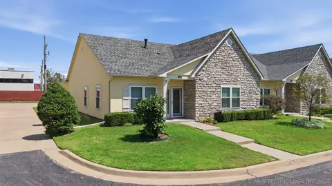 Exterior - 8401 E 74th Pl, Tulsa, OK 74133 photo 2 of 2
