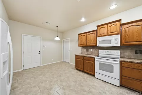 Other - 8401 E 74th Pl, Tulsa, OK 74133 photo 2 of 5
