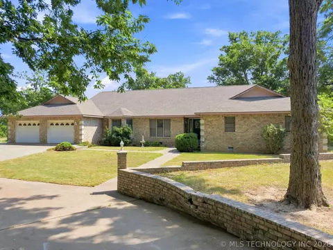 26470 S 650 Rd, Grove, OK 74344