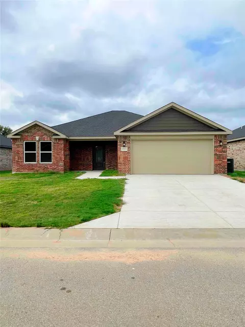 1913 Topaz Rd, Pryor, OK 74361