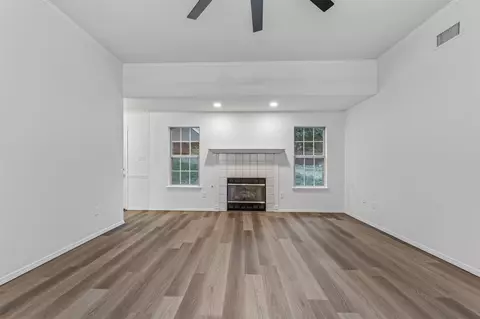 Living - 9804 Broadwell, Fort Smith, AR 72908 photo 3 of 5