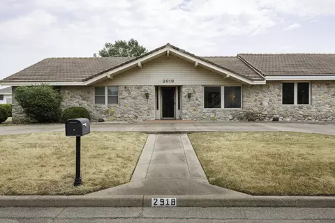 2918 Longridge Ln, Bartlesville, OK 74006