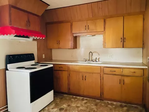 102 N Collins St, Colbert, OK 74733 photo 20