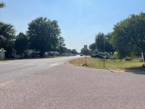 102 N Collins St, Colbert, OK 74733 photo 11