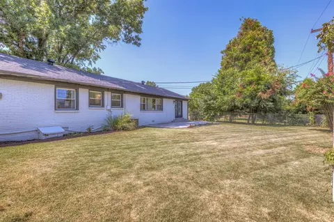 Exterior - 4435 E 60th St, Tulsa, OK 74135 photo 8 of 10