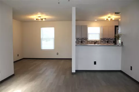 Living - 406 Second St, Calera, OK 74730 photo 1 of 4