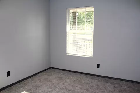 Bedroom - 406 Second St, Calera, OK 74730 photo 10 of 10