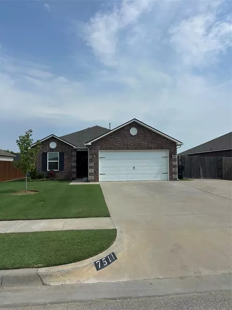 7511 E 144th St N, Collinsville, OK 74021