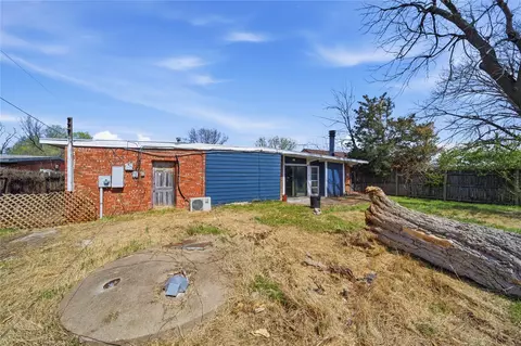 Exterior - 7876 E Latimer Pl, Tulsa, OK 74115 photo 4 of 4