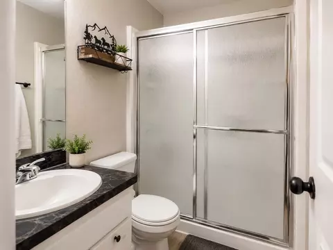Bath - 11885 E 36th St N, Tulsa, OK 74146 photo 2 of 2