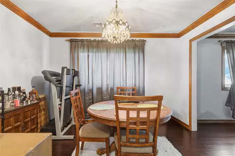 Dining - 8221 E 35th St, Tulsa, OK 74145 photo 2 of 2