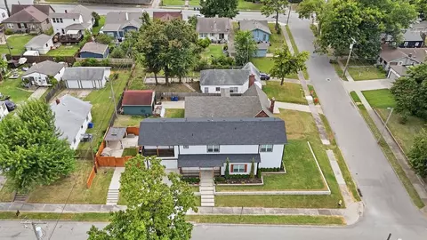 View/Area - 2212 E 12th Pl, Tulsa, OK 74104 photo 1 of 8