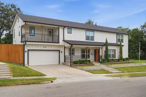 Exterior - 2212 E 12th Pl, Tulsa, OK 74104 photo 8 of 9